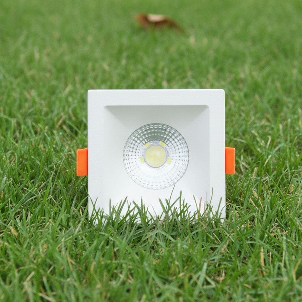 SOCLE FIXE PVC CARREE /BLANC – Image 2